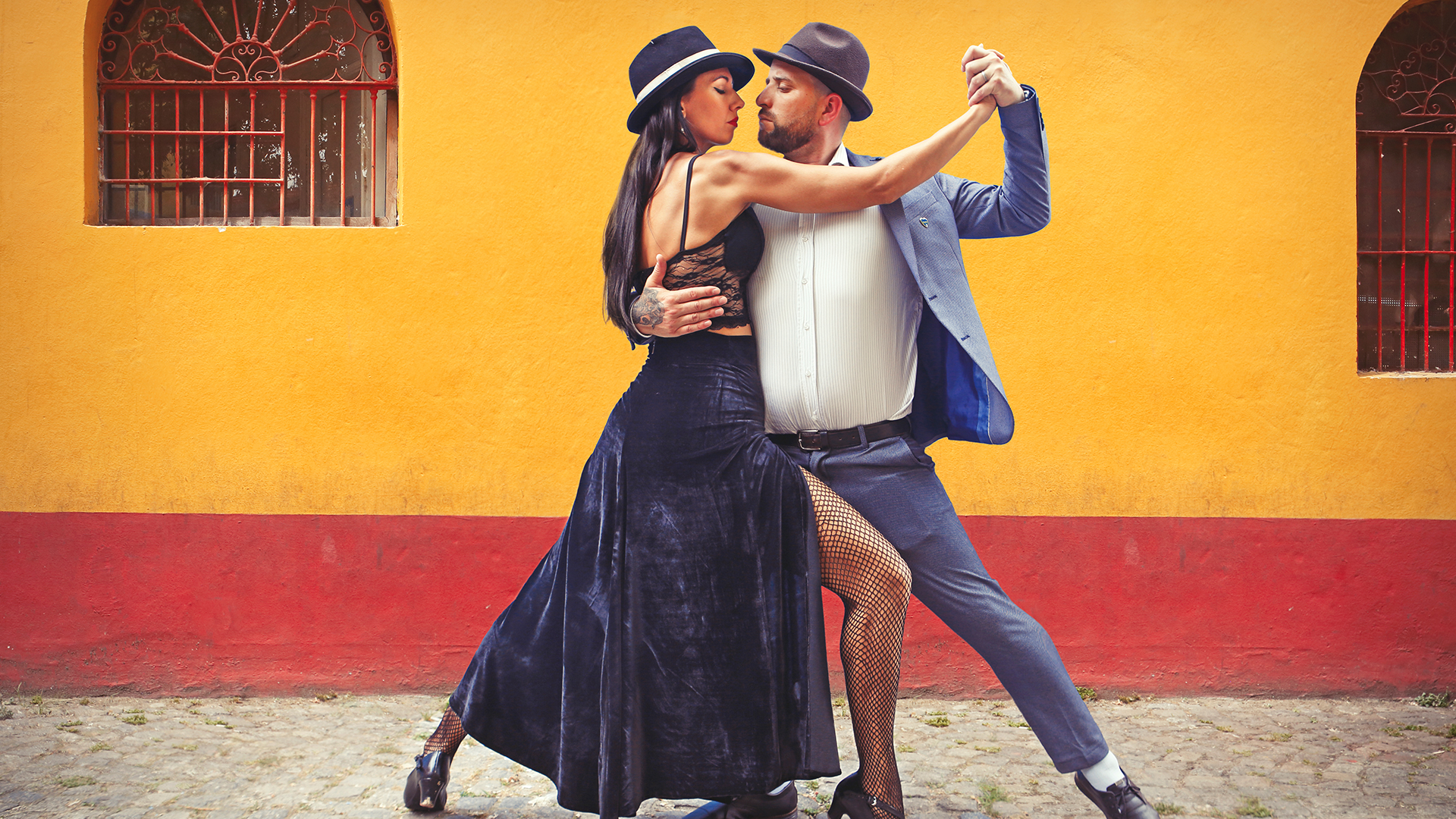 Medellín exporta tango: Jhony Blandón será reconocido en la Cumbre Mundial del Tango